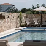 Апарт-отель Vagathan - Lux Holidays 3*