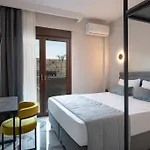 Vagathan - Lux Holidays Апарт-отель 3*