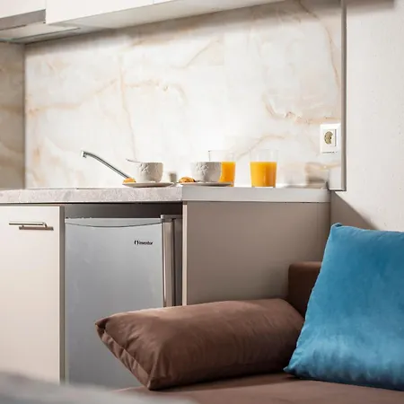 Vagathan - Lux Holidays