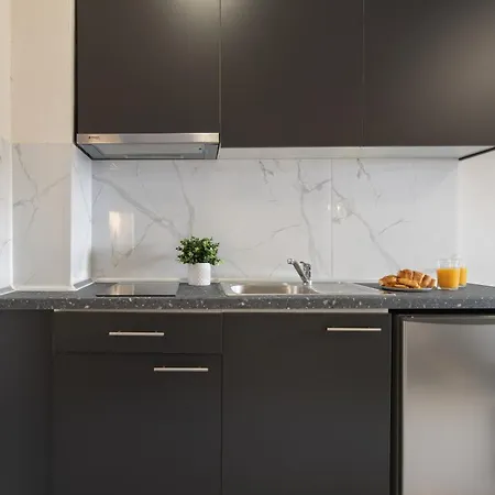 Vagathan - Lux Holidays