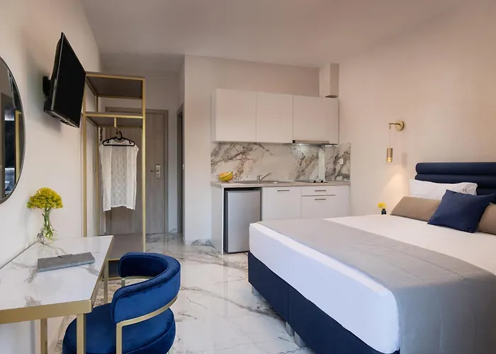 Vagathan - Lux Holidays Apart-hotel 4*